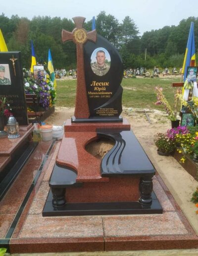 пам'ятник загиблим воїнам